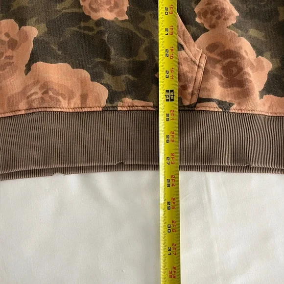 Free People Its A Vibe Printed Hoodie Sz M Floral Distressed Oversized Boho - Picture 13 of 14